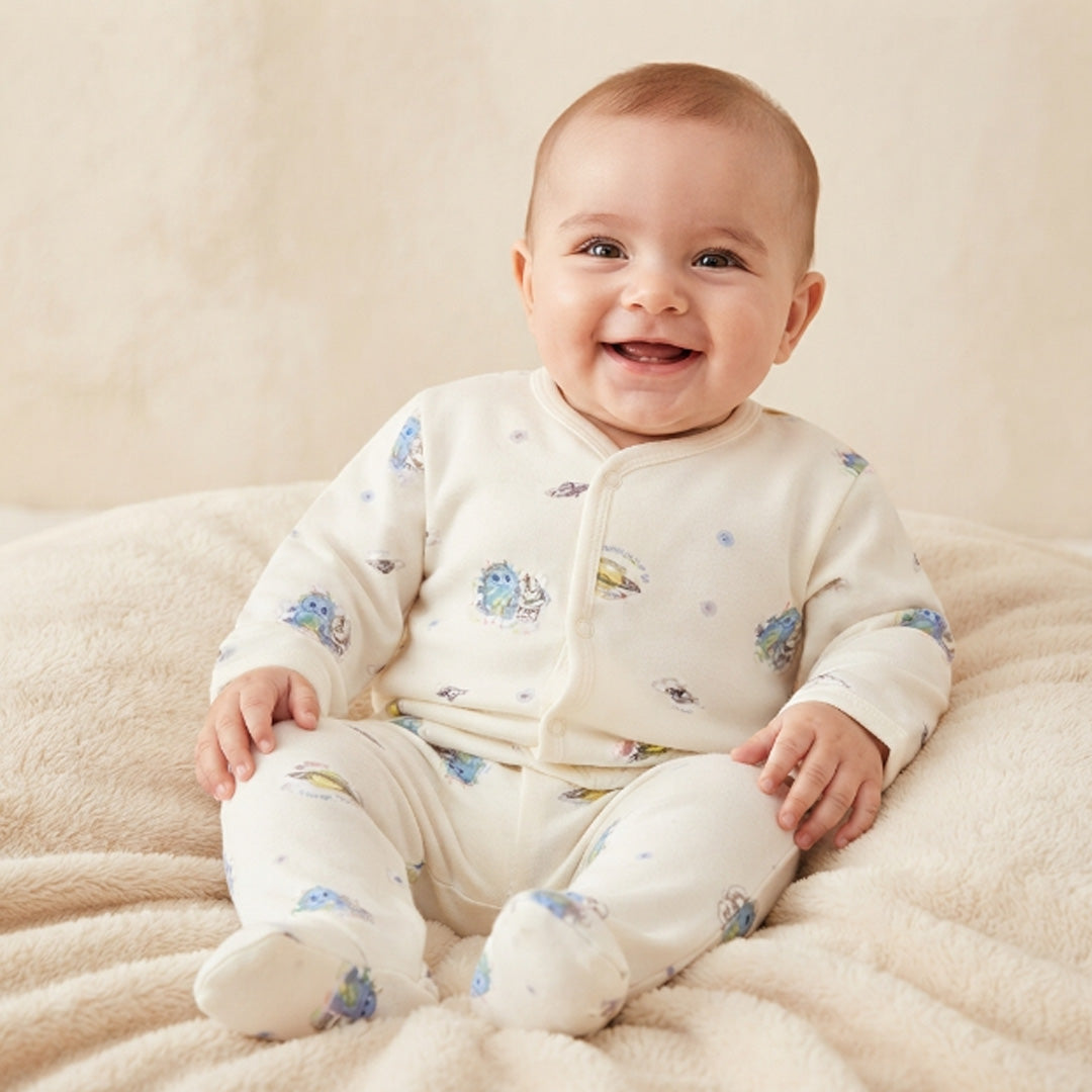 Newborn Baby 7-Piece Cotton Jersey Set – Space Print Shirt, Pants & Cap